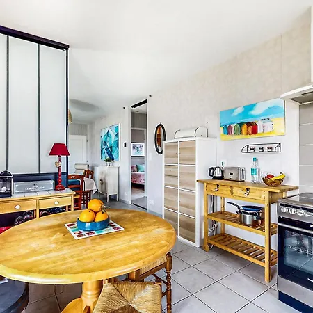 Amazing In Saint-georges-de-didon With Wifi