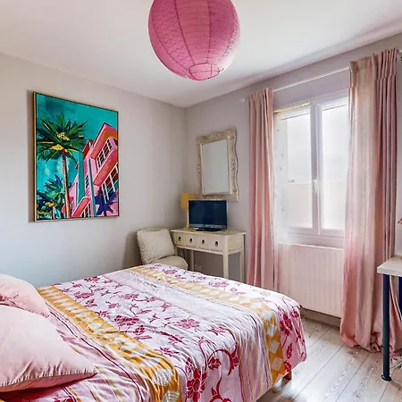 Amazing In Saint-georges-de-didon With Wifi